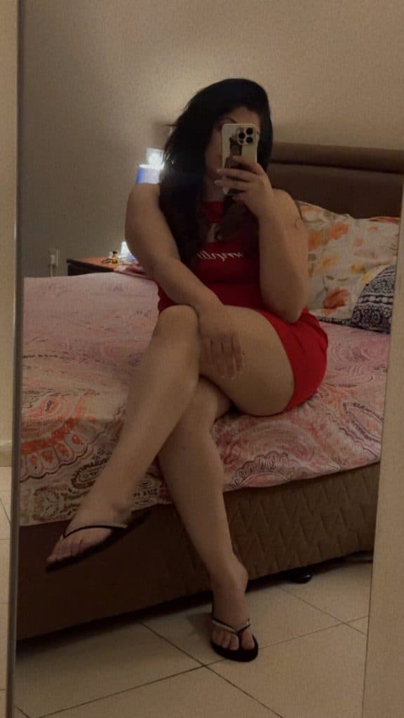 Poonam photo 3